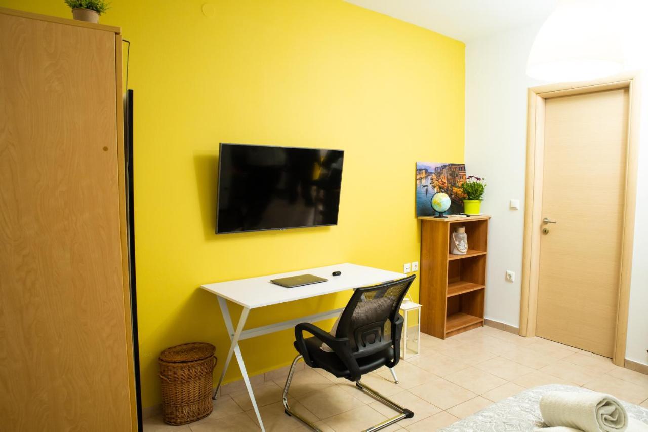 Warm Studio Apartment In Heraklion Exterior foto
